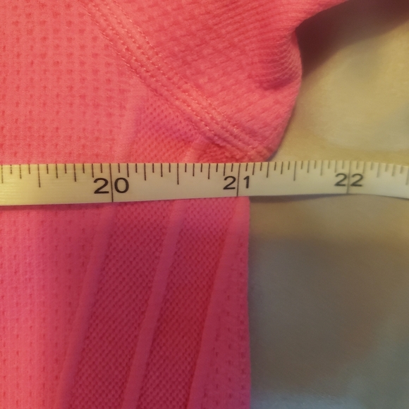 LIVI Lane Bryant Sz 26/28 Hot Pink Neon Seamless Pullover Athleisure Top Shirt - Picture 5 of 7